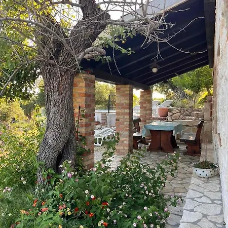 Casa de Férias Konoba